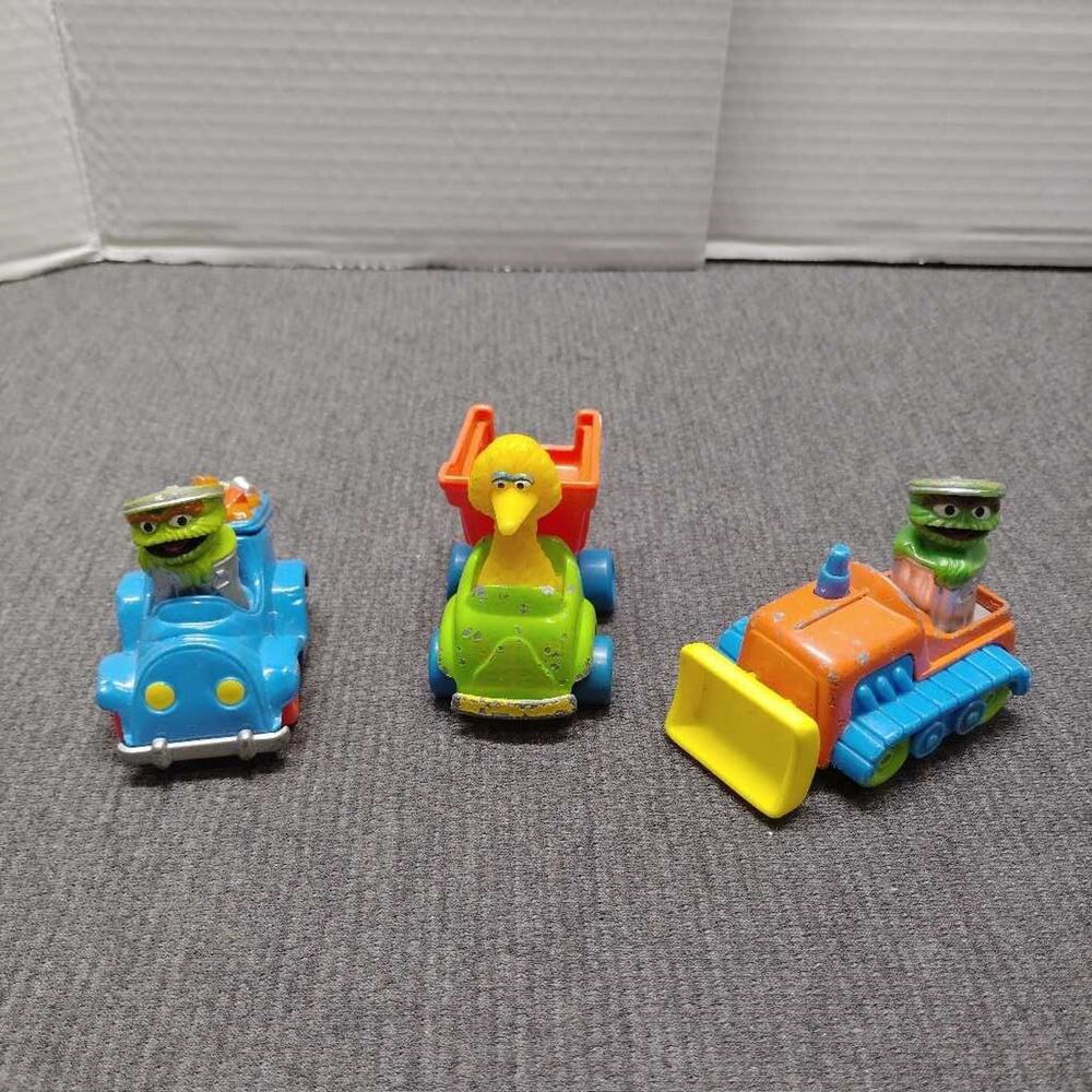 Vintage Playskool Sesame Street Lot Big Bird Oscar Vehicles 1980s